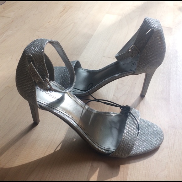 🆕Worthington Silver Glitter Heels Bristol - Picture 2 of 10